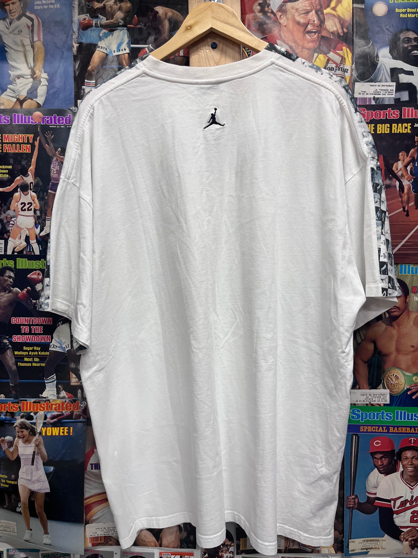 Vintage 2000s Michael Jordan sneaker tee