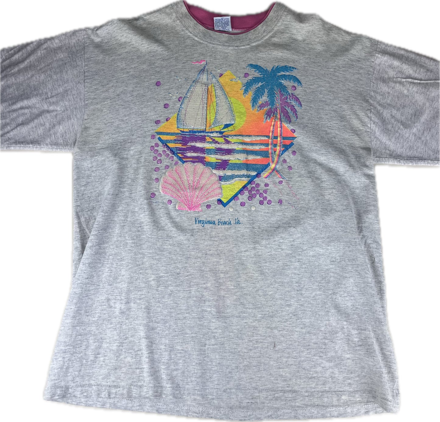 Vintage 90s Virginia Beach puffy print tee