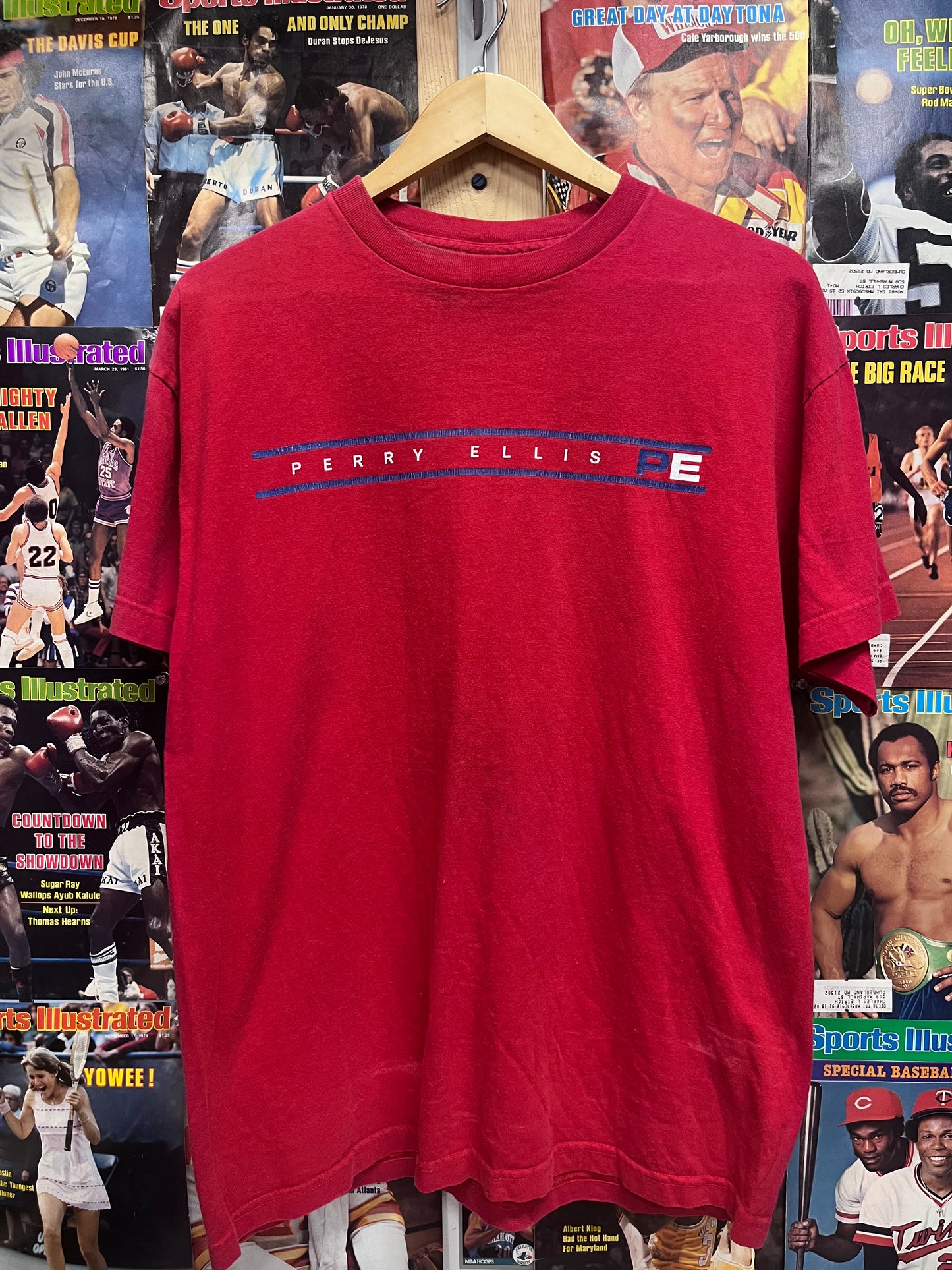 Vintage 90s Perry Ellis tee