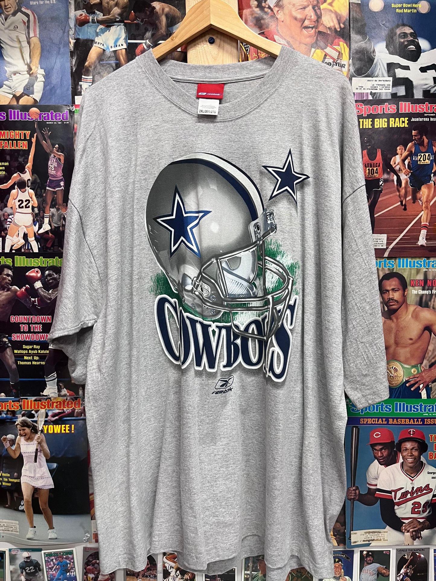 Vintage 2000s Reebok Dallas Cowboys tee