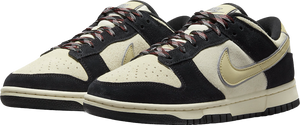 WMNS Nike Dunk Low Black Suede